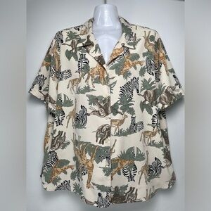 LIZ BAKER  Polyester Satin Button-up Blouse Safari Novelty Animal Print Women 18